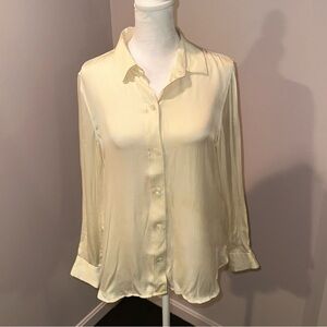 Silk Equipment Cream Button-Down Shirt